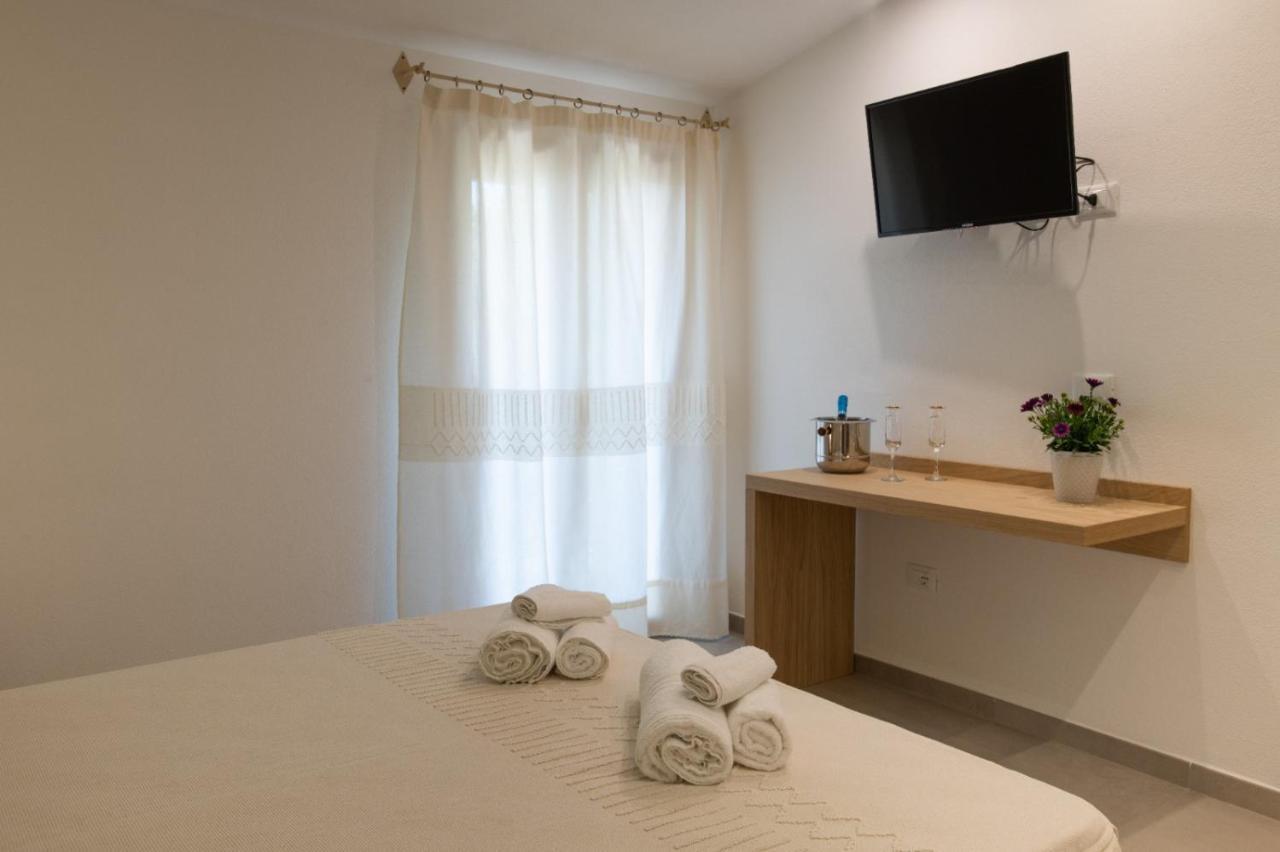 Tarsis Guest House Baunei Extérieur photo