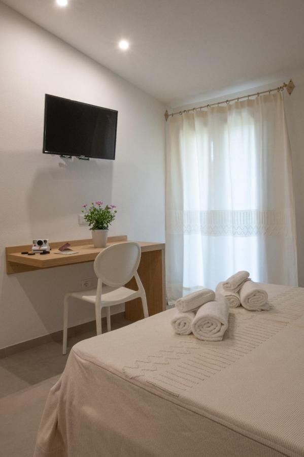 Tarsis Guest House Baunei Extérieur photo